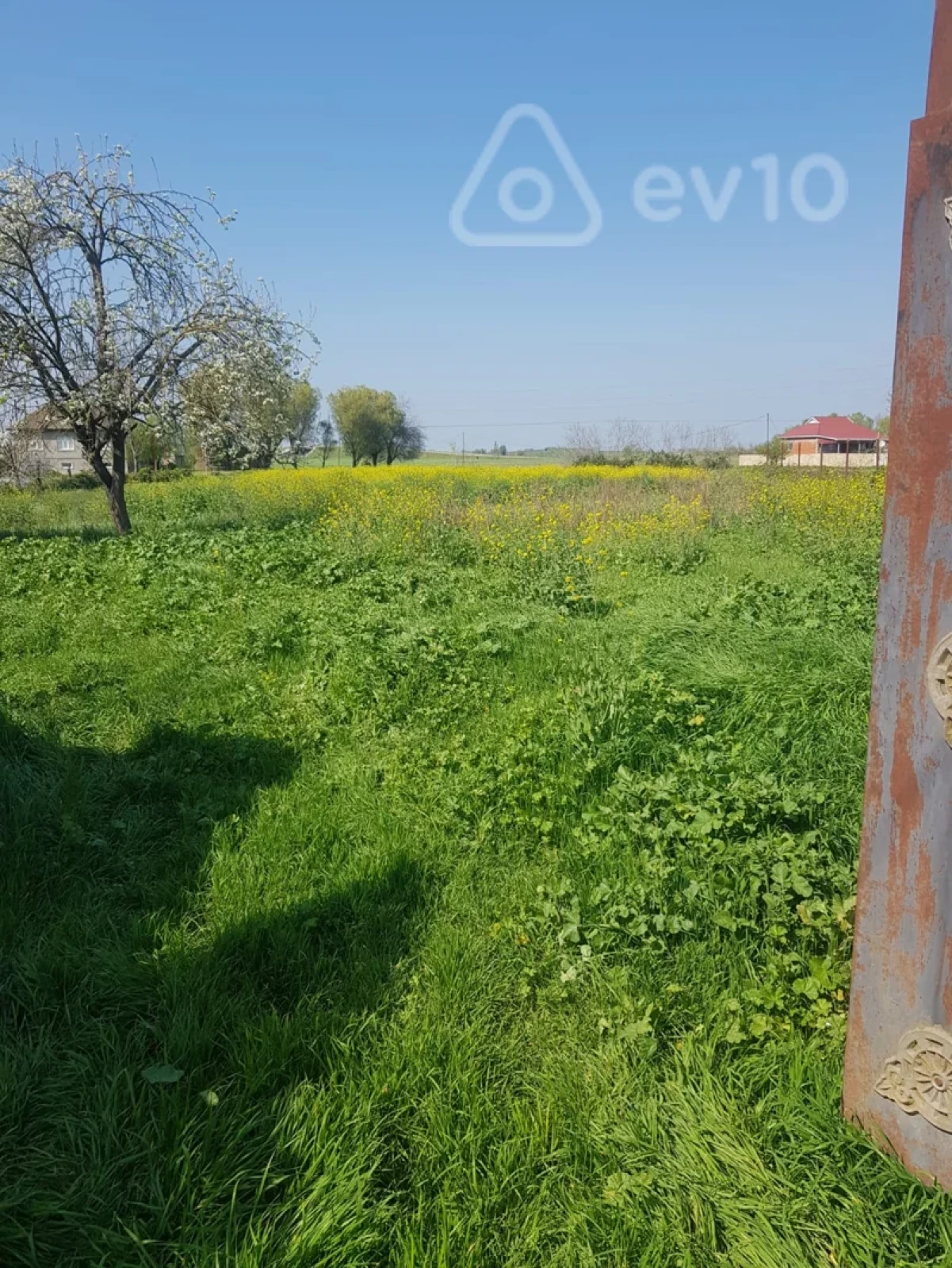 Satılır 5 otaqlı həyət evi 251 m²