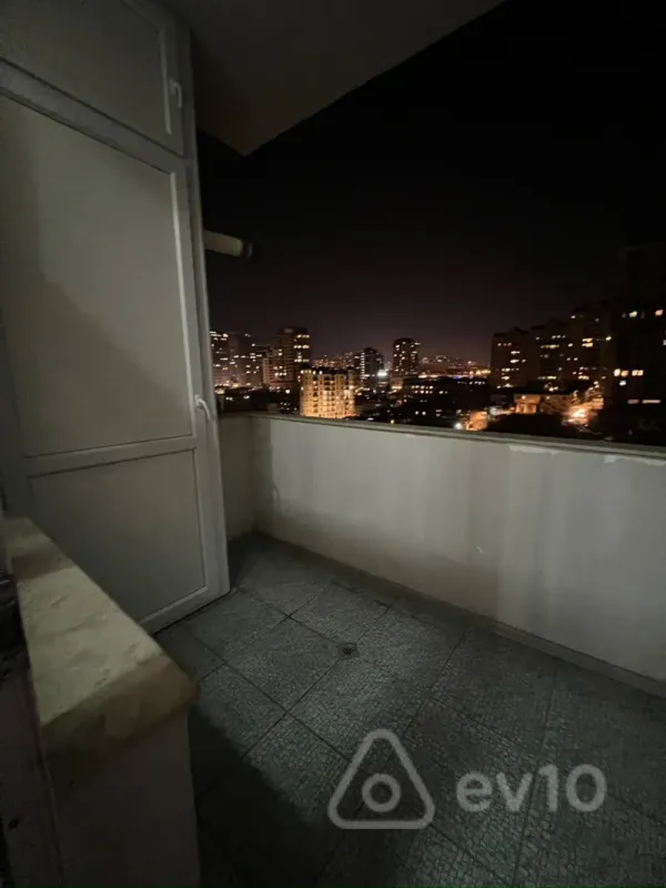 Kirayə verilir 3 otaqlı yeni tikili 92 m²