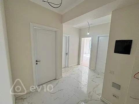 Satılır 3 otaqlı yeni tikili 82.7 m²