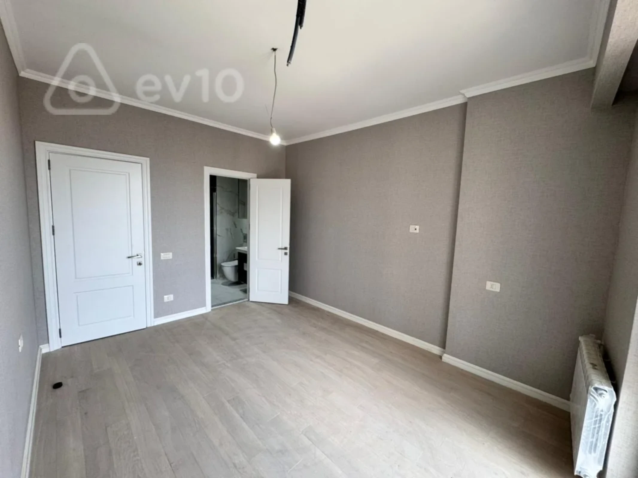 Satılır 3 otaqlı yeni tikili 82.7 m²