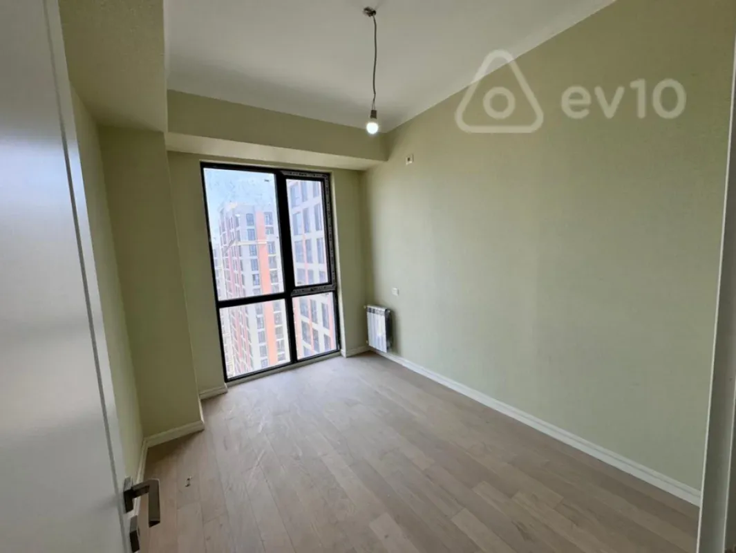 Satılır 3 otaqlı yeni tikili 82.7 m²
