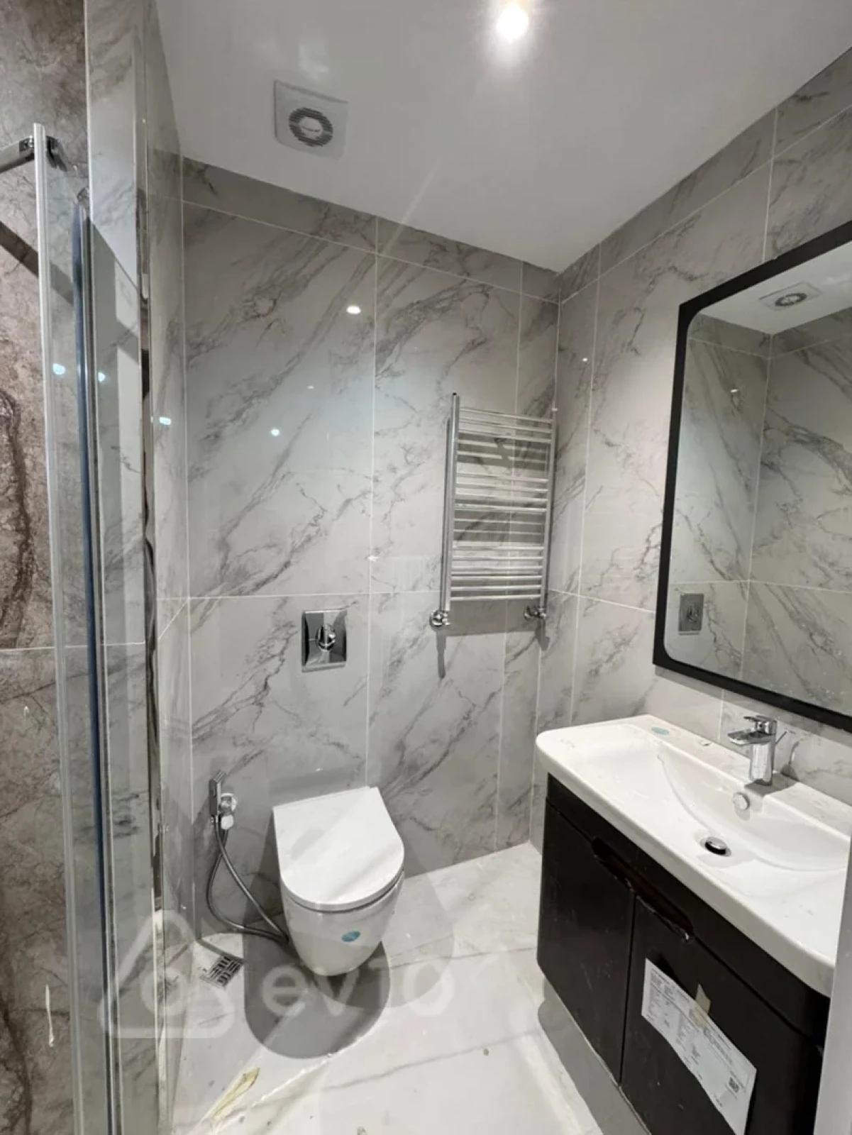 Satılır 3 otaqlı yeni tikili 82.7 m²