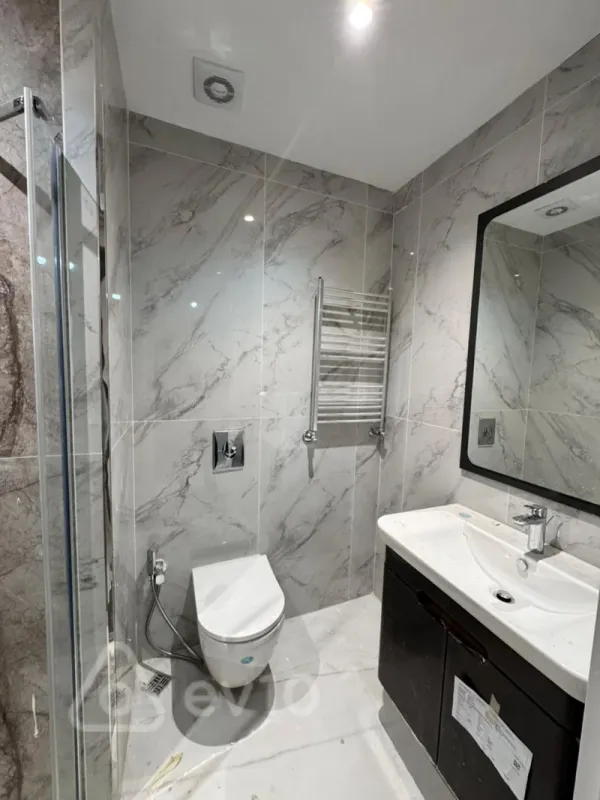 Satılır 3 otaqlı yeni tikili 82.7 m²