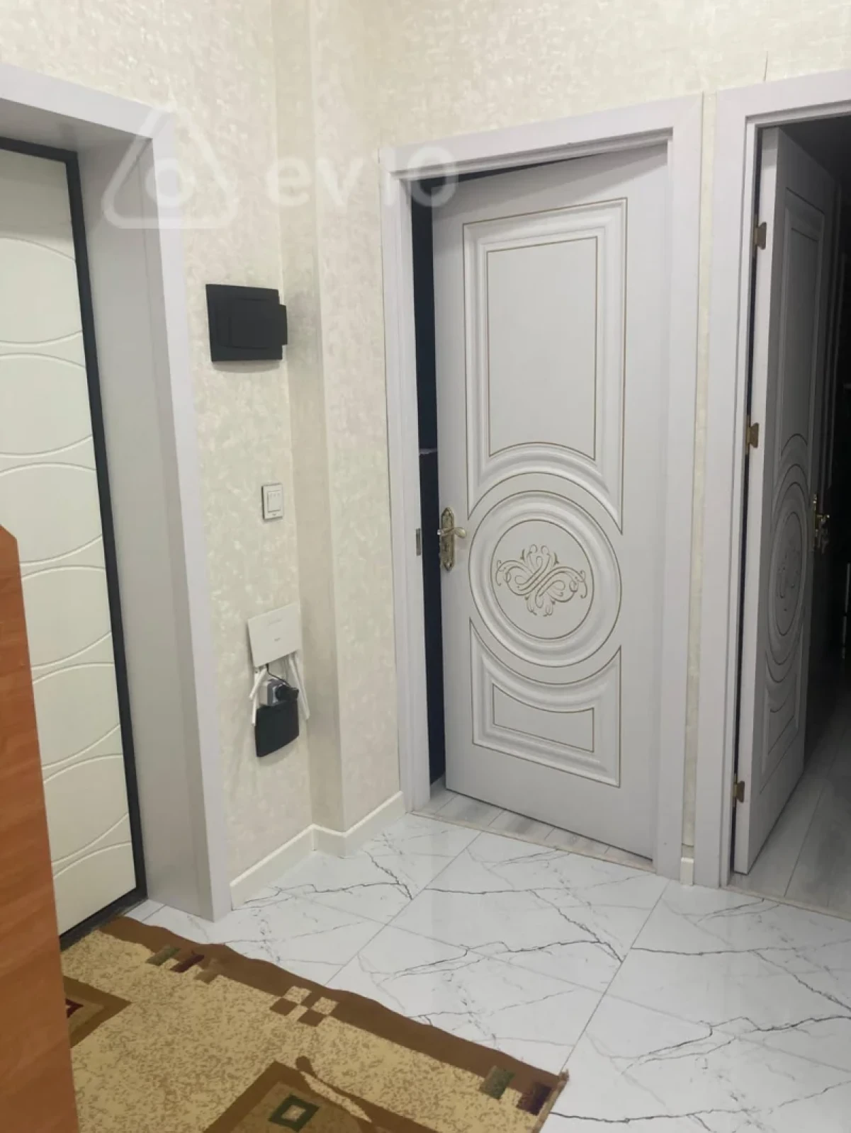 Kirayə verilir 3 otaqlı yeni tikili 68 m²