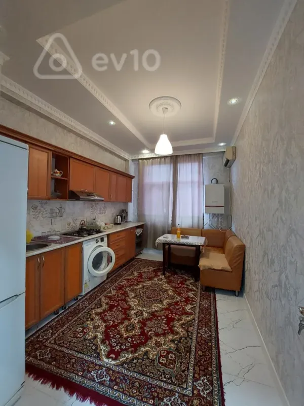 Kirayə verilir 3 otaqlı yeni tikili 68 m²