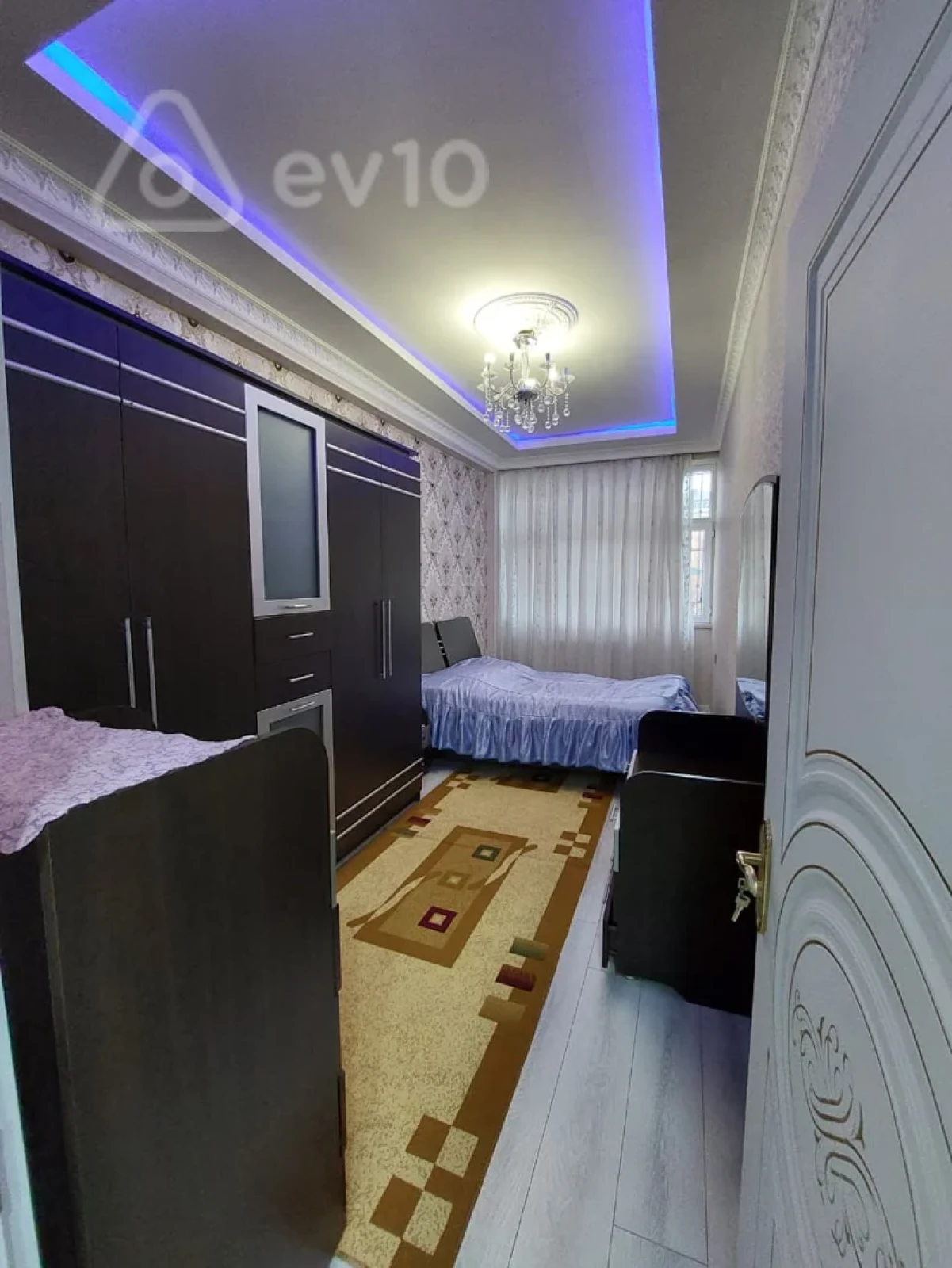 Kirayə verilir 3 otaqlı yeni tikili 68 m²