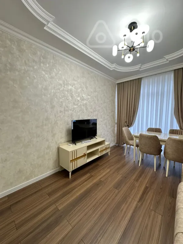Kirayə verilir 2 otaqlı yeni tikili 55 m²