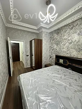 Kirayə verilir 2 otaqlı yeni tikili 55 m²