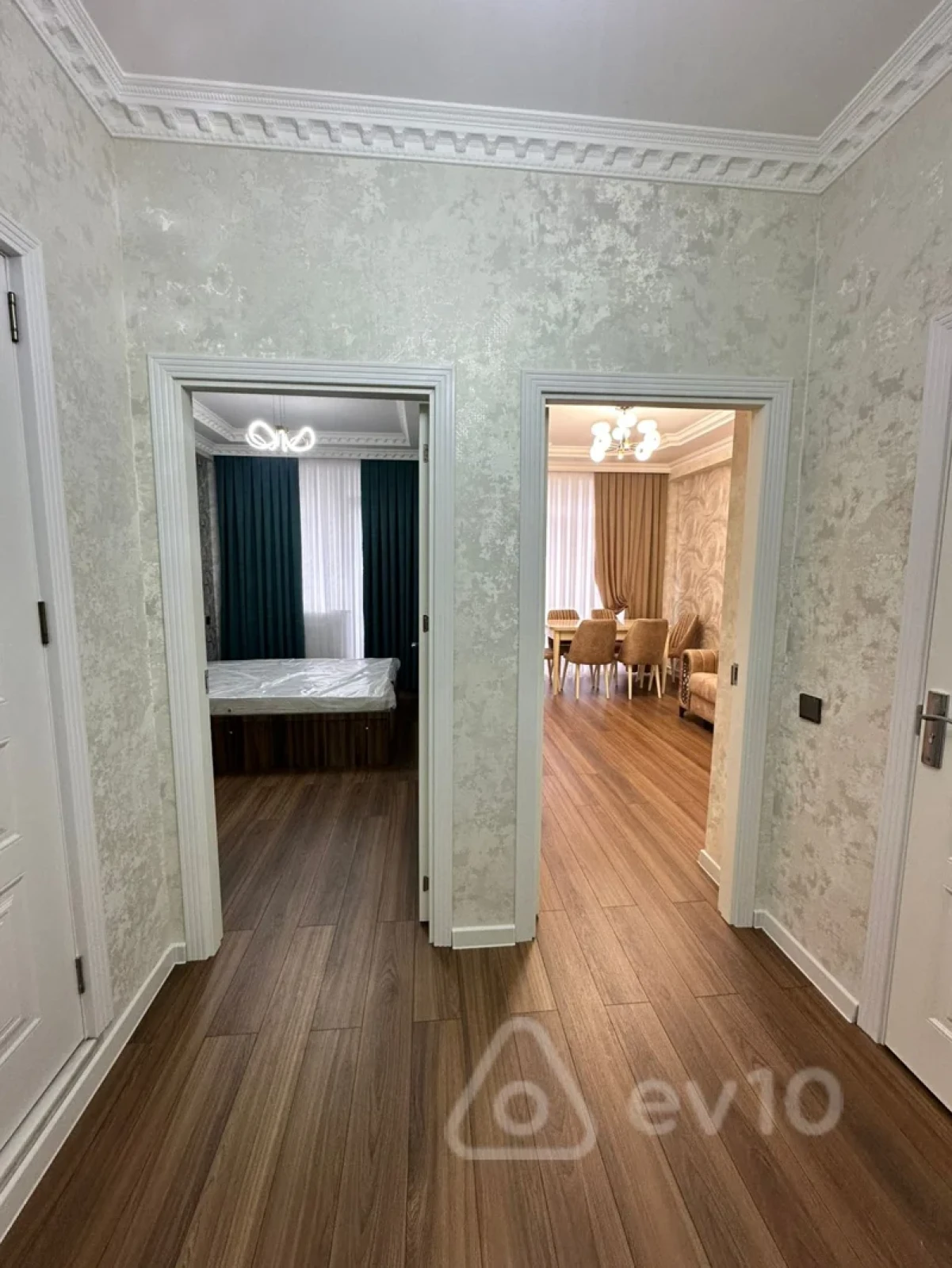 Kirayə verilir 2 otaqlı yeni tikili 55 m²