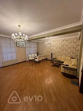 Kirayə verilir 3 otaqlı yeni tikili 180 m²