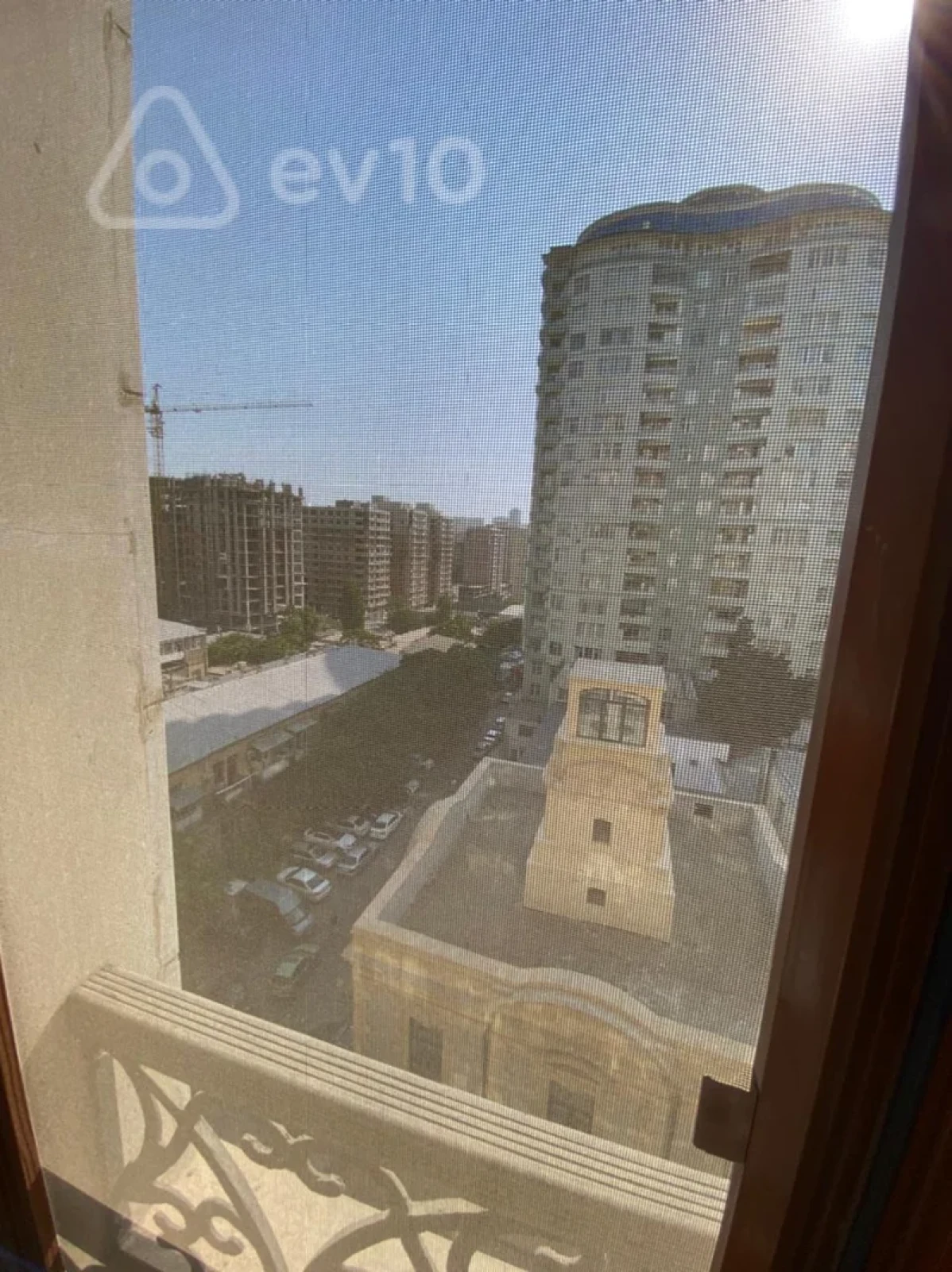 Kirayə verilir 3 otaqlı yeni tikili 180 m²