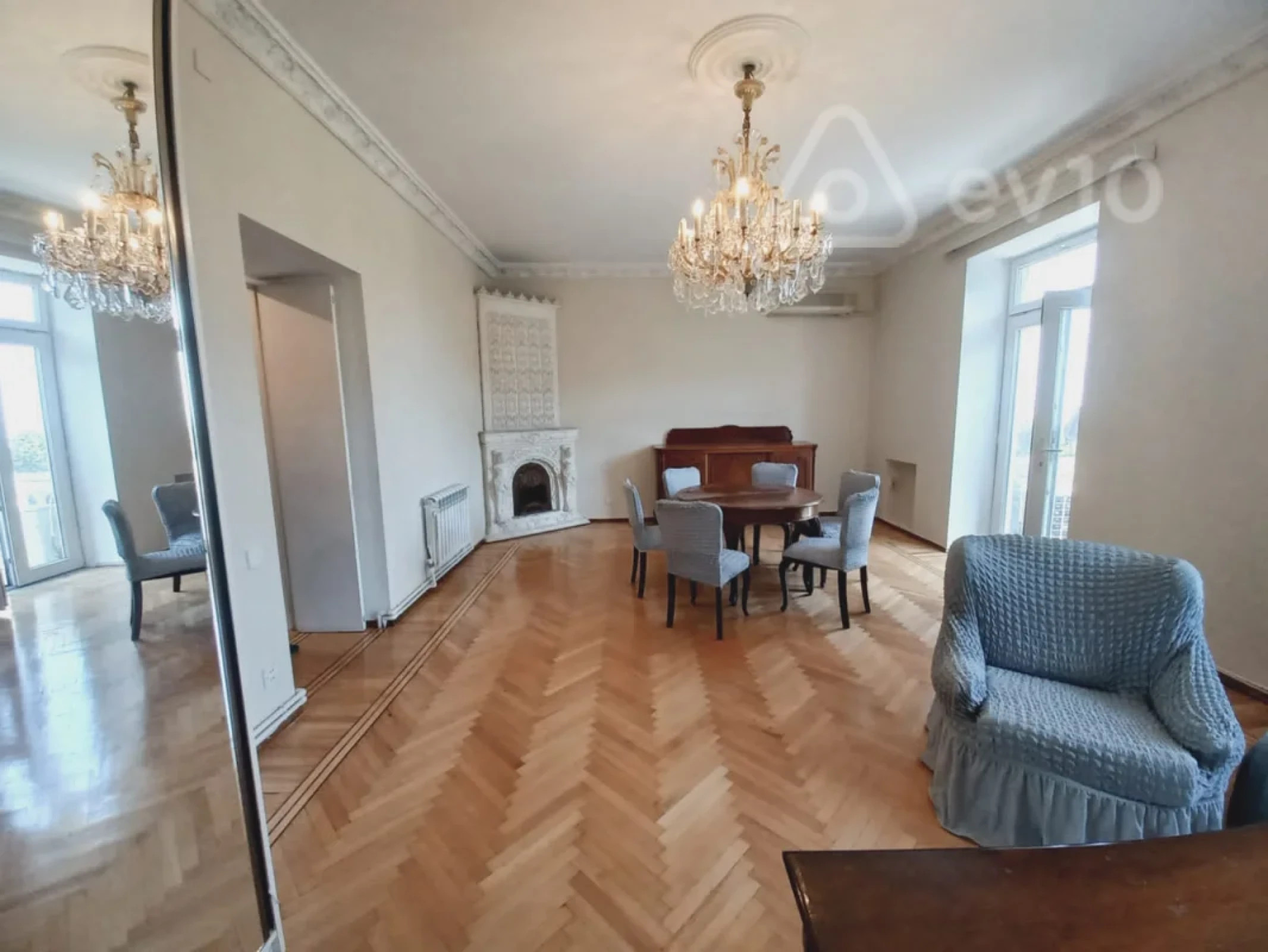 Kirayə verilir 3 otaqlı köhnə tikili 130 m²