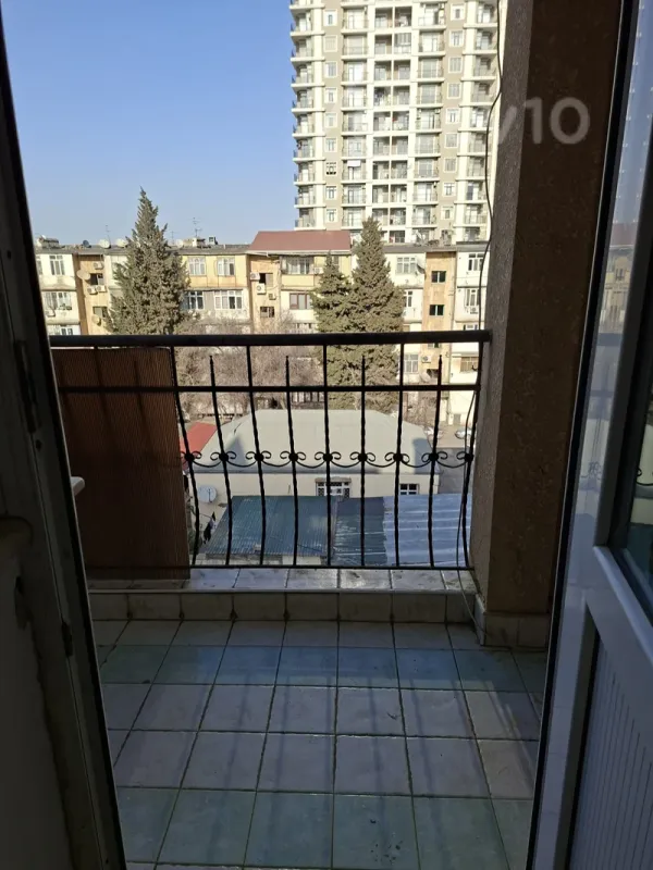 Kirayə verilir 3 otaqlı ofis 245 m²