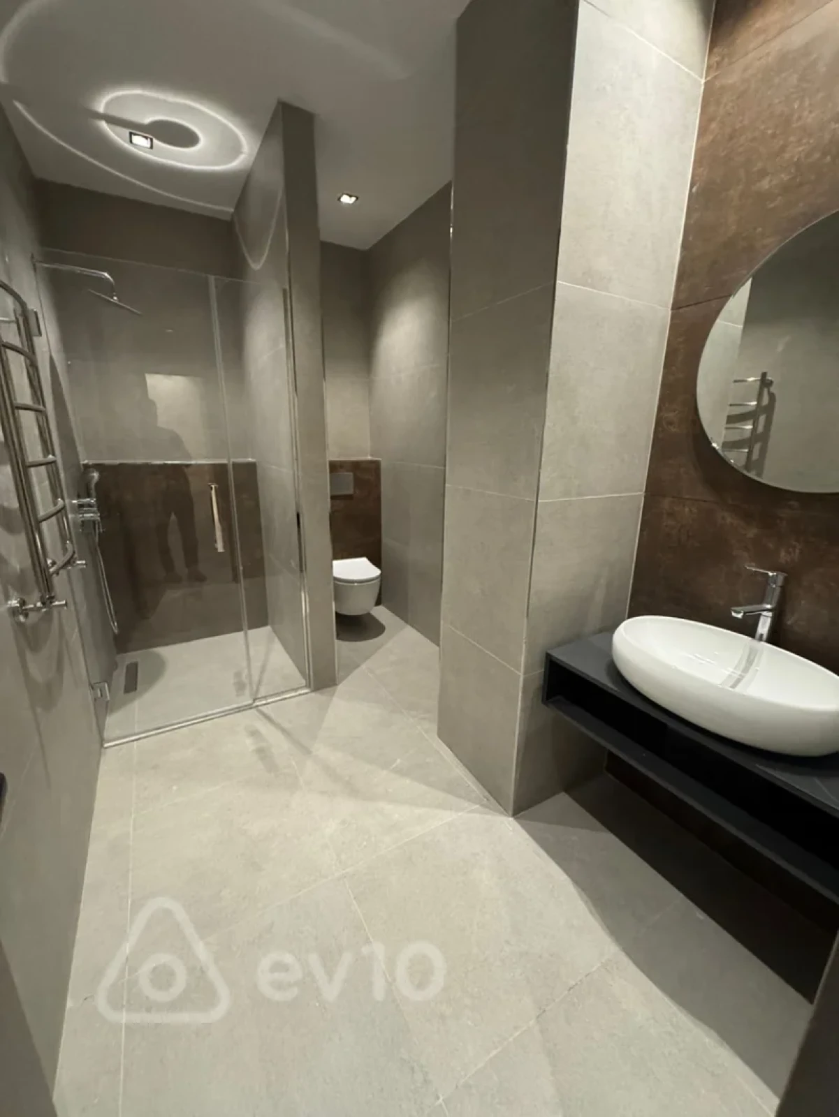 Satılır 3 otaqlı yeni tikili 160 m²