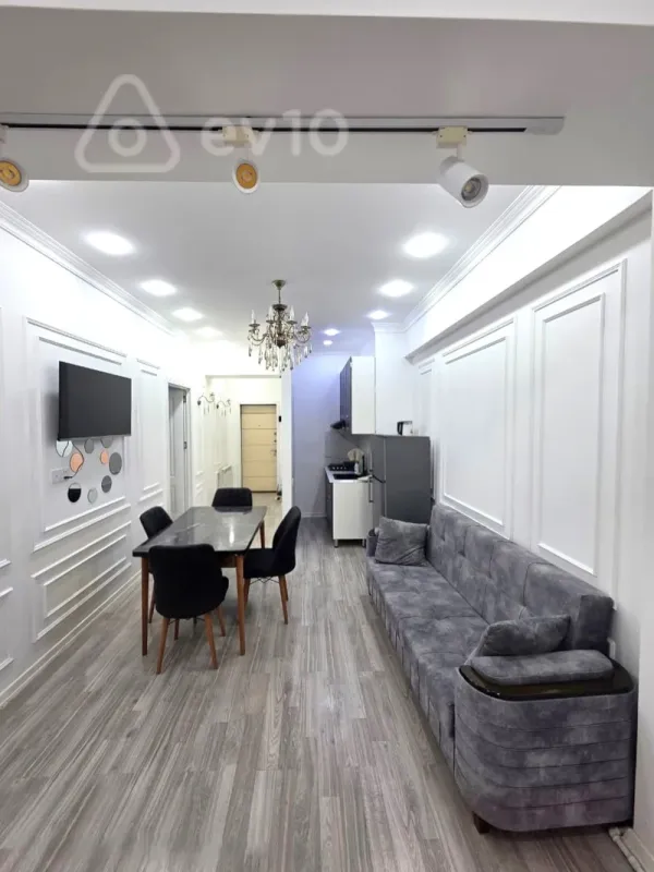 Kirayə verilir 2 otaqlı yeni tikili 60 m²