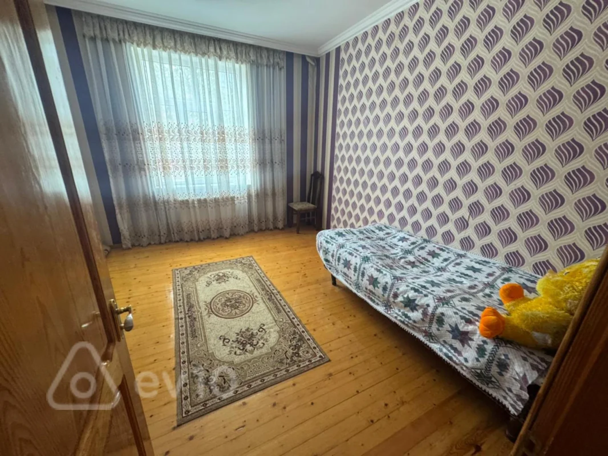 Kirayə verilir 5 otaqlı həyət evi 300 m²