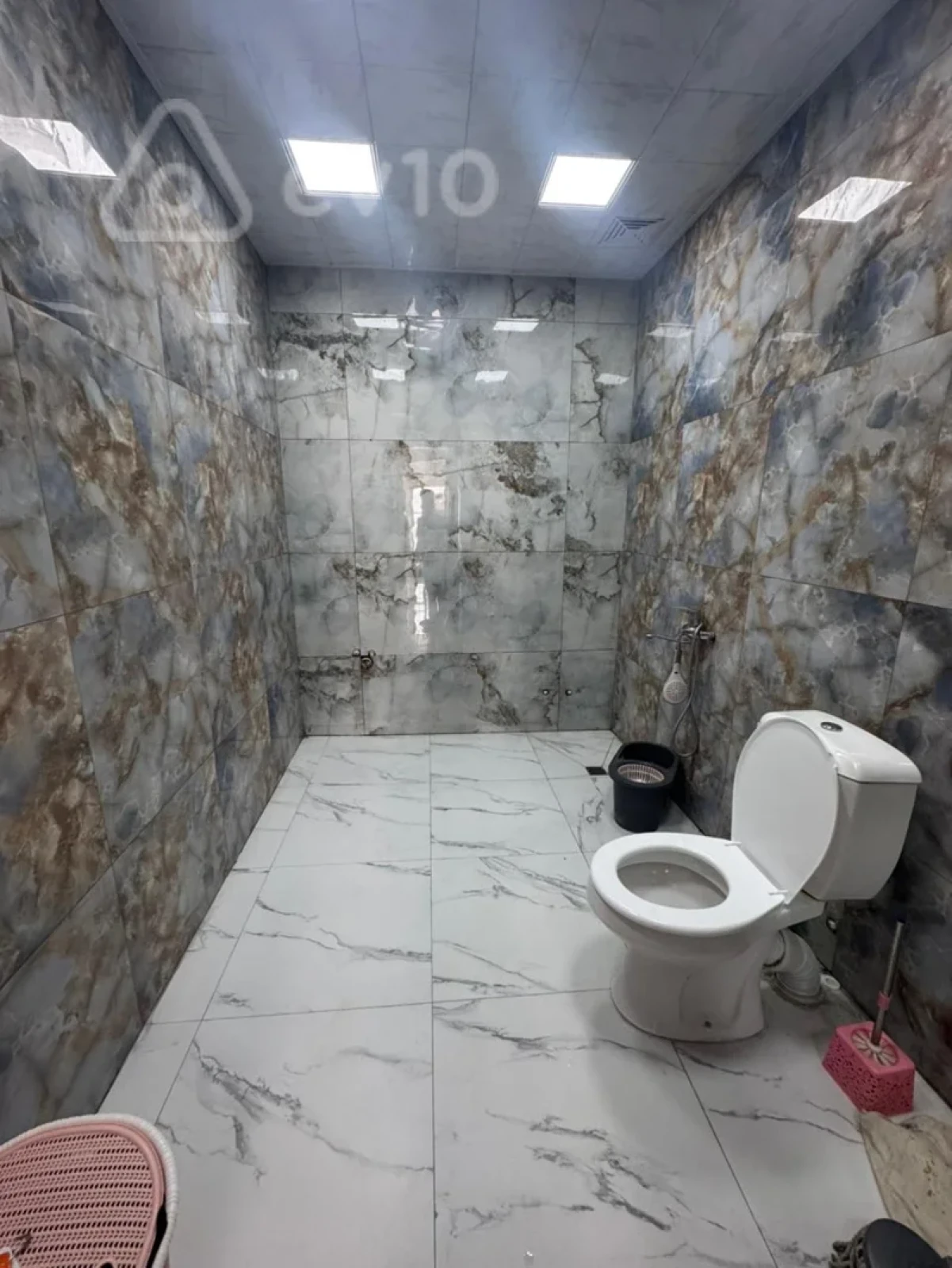 Kirayə verilir 5 otaqlı həyət evi 300 m²