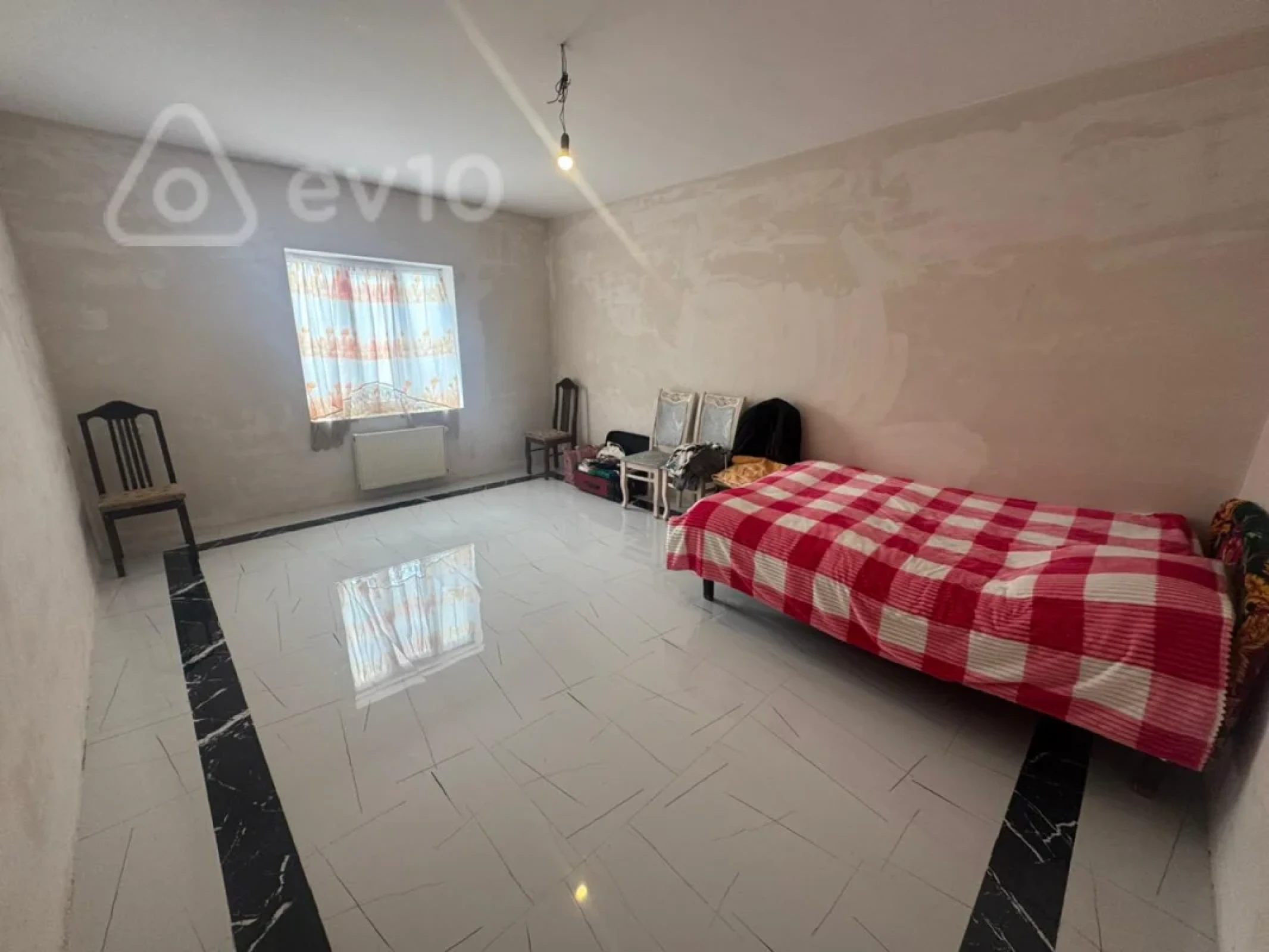 Kirayə verilir 5 otaqlı həyət evi 300 m²