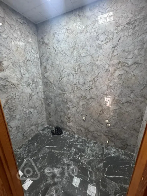 Kirayə verilir 5 otaqlı həyət evi 300 m²