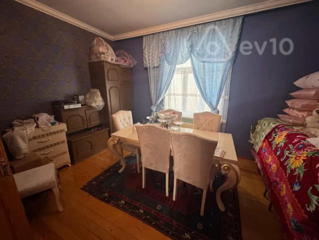 Kirayə verilir 5 otaqlı həyət evi 300 m²