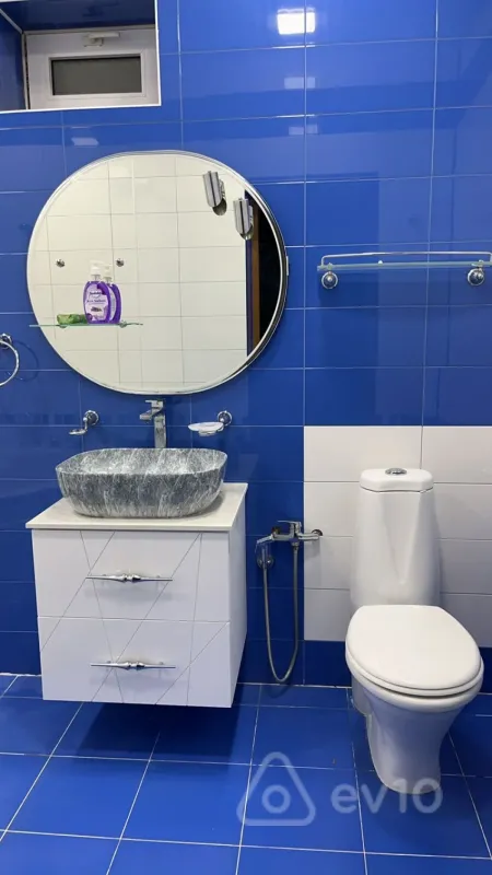 Kirayə verilir 6 otaqlı həyət evi 300 m²