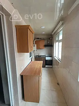 Kirayə verilir 3 otaqlı köhnə tikili 55 m²