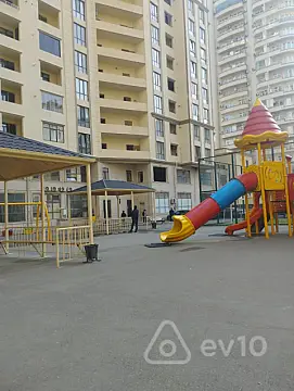 Satılır 4 otaqlı yeni tikili 176 m²