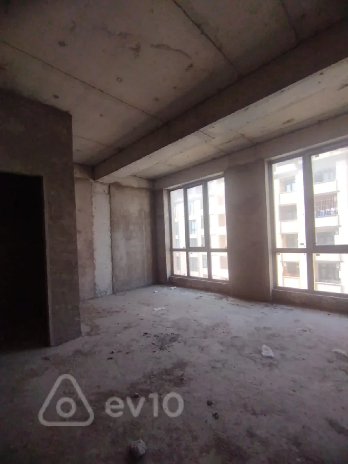 Satılır 4 otaqlı yeni tikili 176 m²