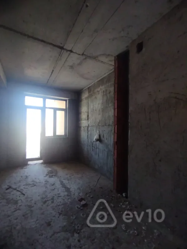 Satılır 4 otaqlı yeni tikili 176 m²