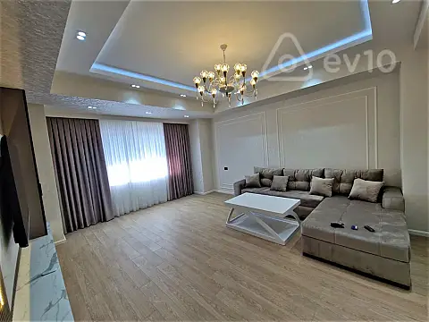 Kirayə verilir 3 otaqlı yeni tikili 130 m²