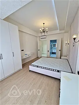 Kirayə verilir 3 otaqlı yeni tikili 130 m²