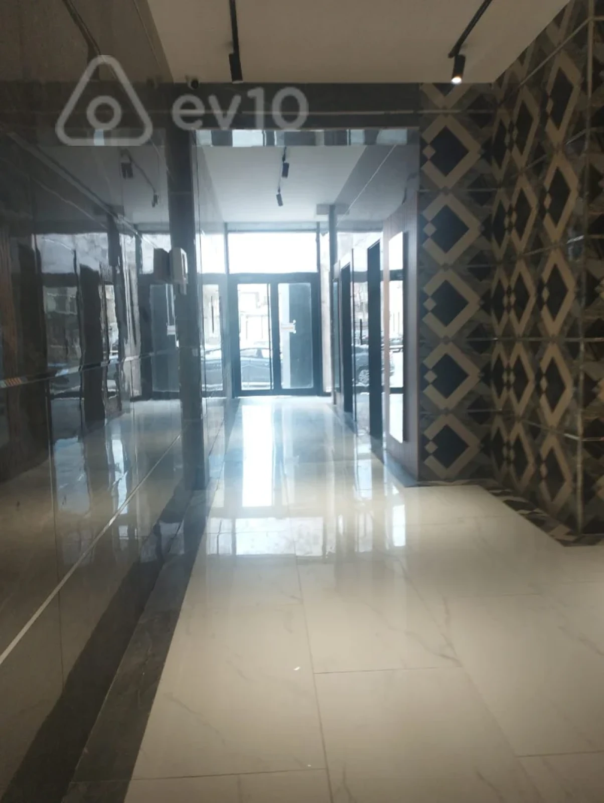 Satılır 5 otaqlı yeni tikili 267 m²