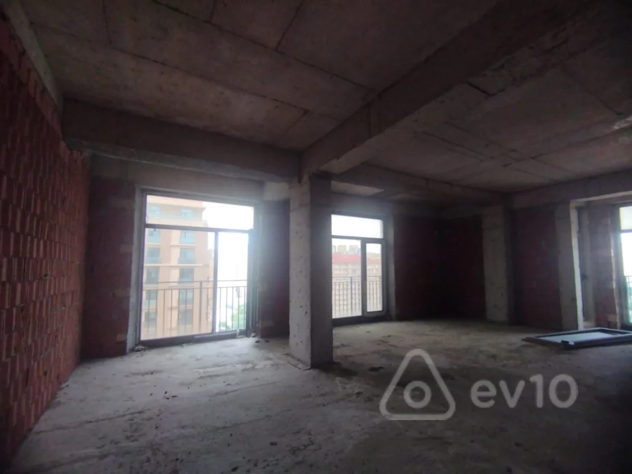 Satılır 5 otaqlı yeni tikili 267 m²