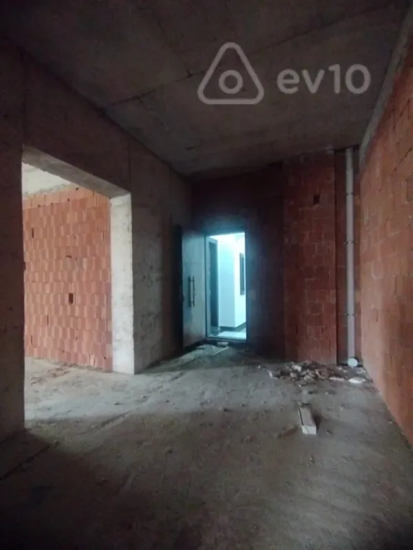 Satılır 5 otaqlı yeni tikili 267 m²