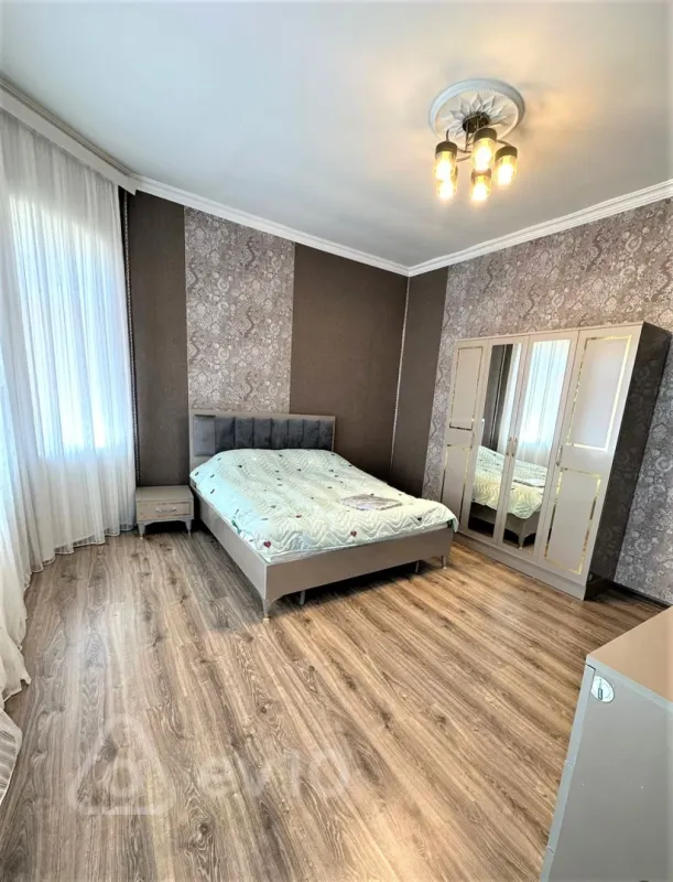 Kirayə verilir 4 otaqlı həyət evi 150 m²