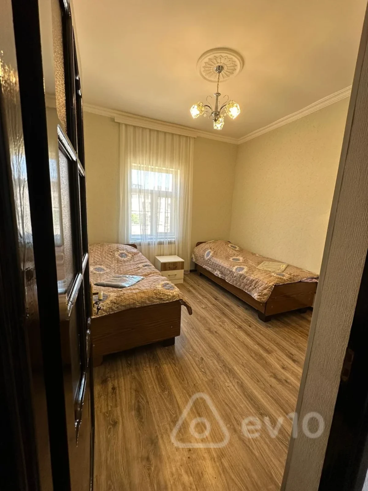 Kirayə verilir 4 otaqlı həyət evi 150 m²