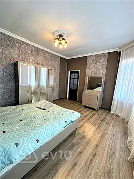 Kirayə verilir 4 otaqlı həyət evi 150 m²