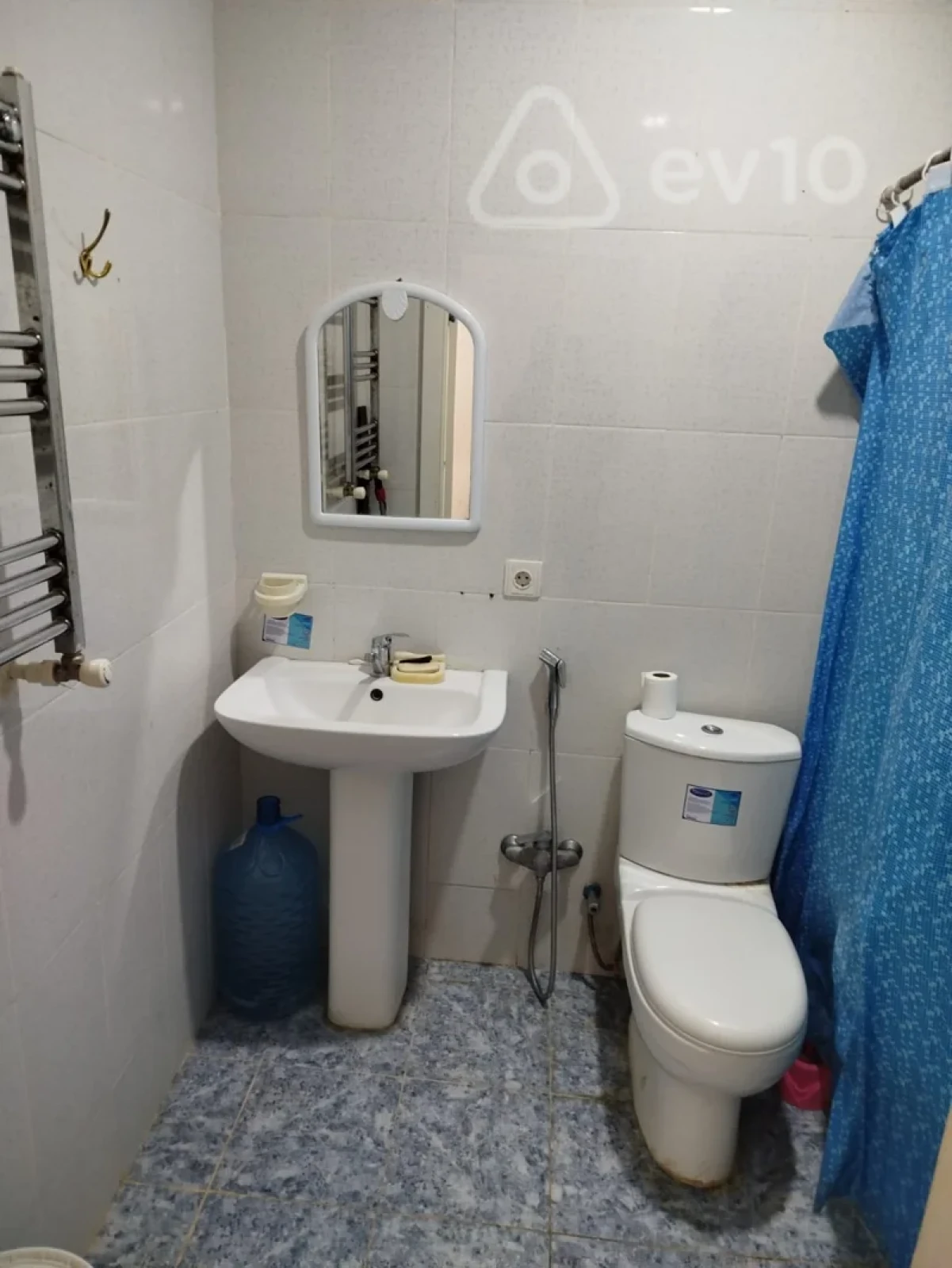 Kirayə verilir 2 otaqlı yeni tikili 60 m²