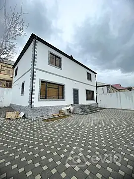 Kirayə verilir 5 otaqlı həyət evi 300 m² — Bakı, Səbail 5 otaq 300.00 m²