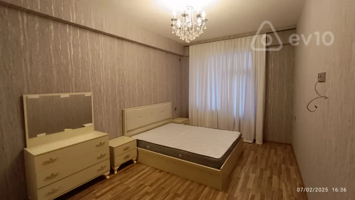 Satılır 3 otaqlı yeni tikili 106 m²