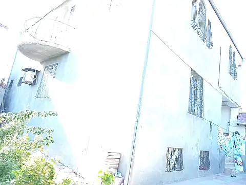Kirayə verilir 6 otaqlı həyət evi 240 m²