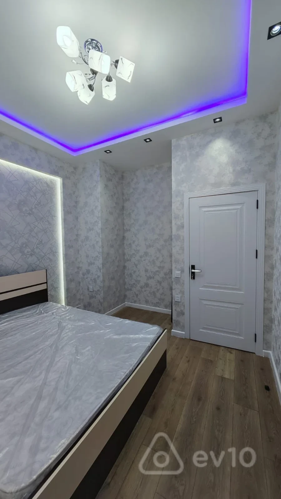 Satılır 2 otaqlı yeni tikili 58 m²