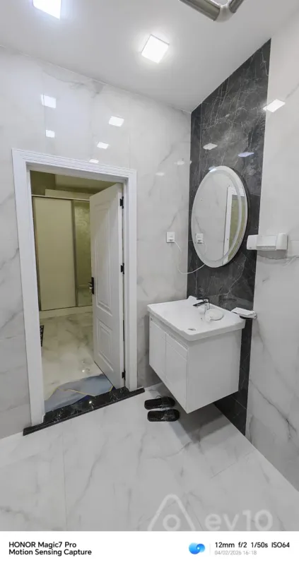 Satılır 2 otaqlı yeni tikili 58 m²