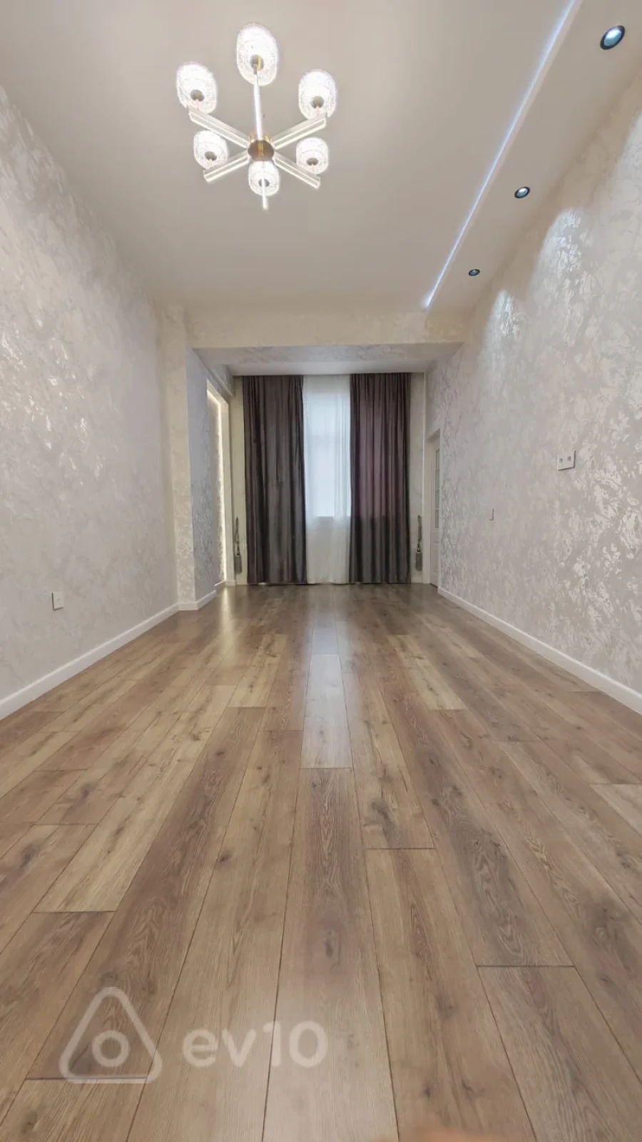 Satılır 2 otaqlı yeni tikili 58 m²