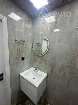 Satılır 3 otaqlı köhnə tikili 50 m²