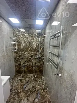 Satılır 3 otaqlı köhnə tikili 50 m²