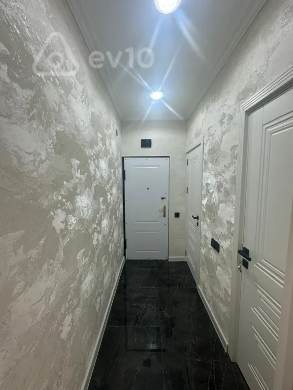 Satılır 3 otaqlı köhnə tikili 50 m²