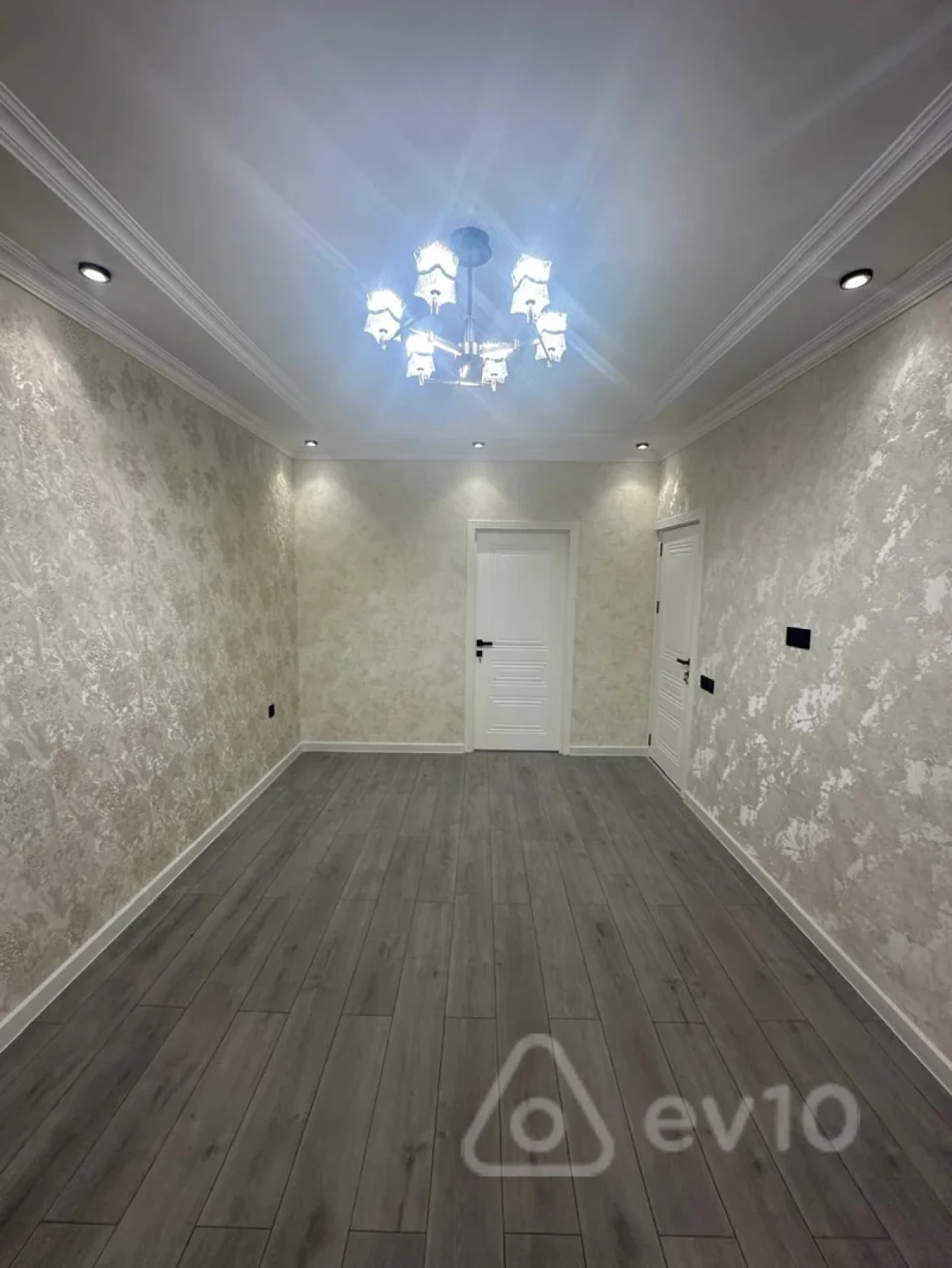 Satılır 3 otaqlı köhnə tikili 50 m²