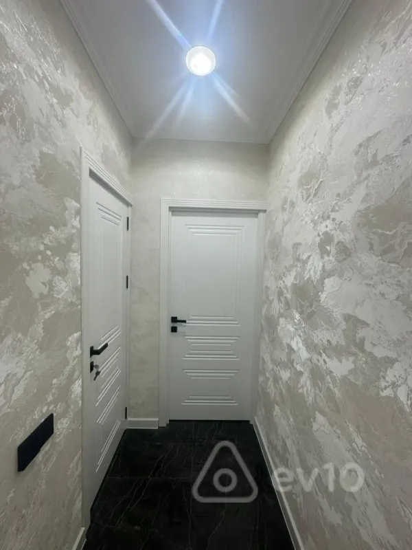 Satılır 3 otaqlı köhnə tikili 50 m²