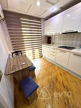Kirayə verilir 1 otaqlı yeni tikili 43 m²
